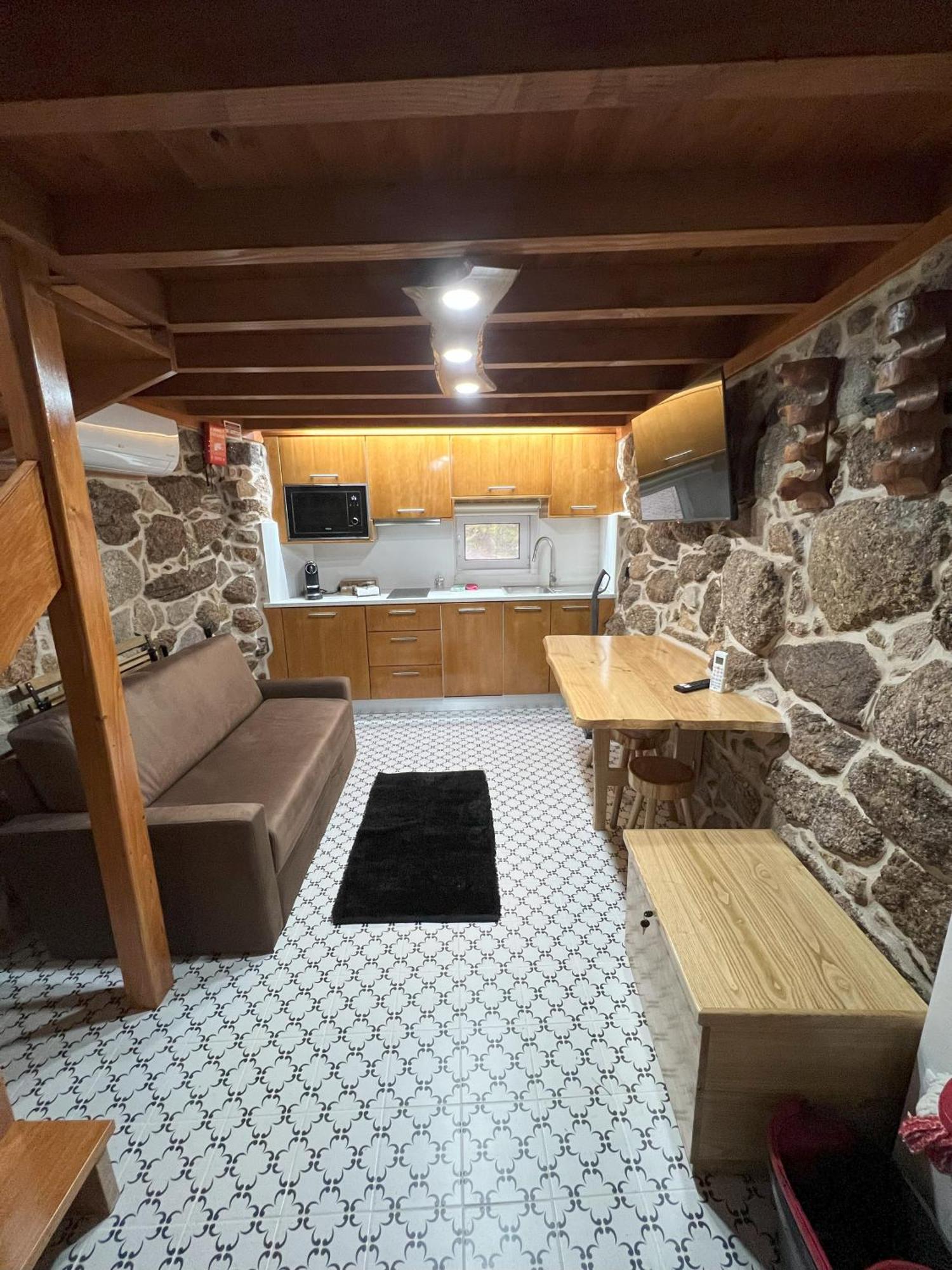 Casa Largo S Lourenco E Casa Da Videira Mazes Экстерьер фото